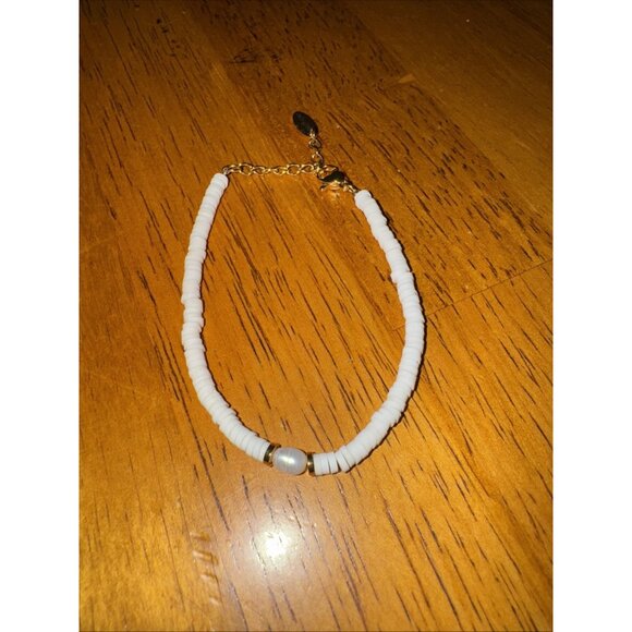 SALTI CALI Windansea Bracelet Pearl Salty Shells NWT White & Gold - Picture 3 of 6